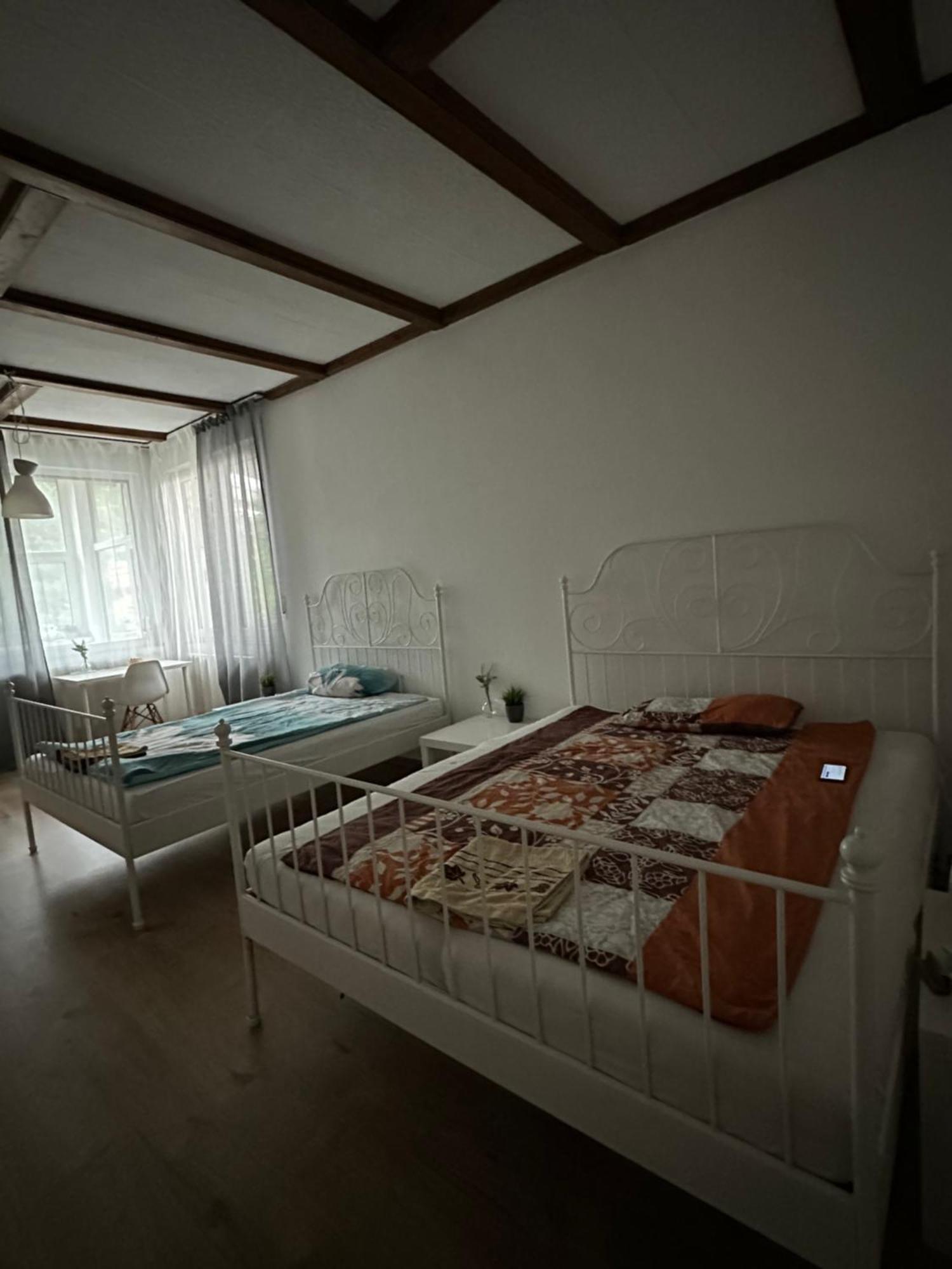 A&E Rooms Fernwald エクステリア 写真