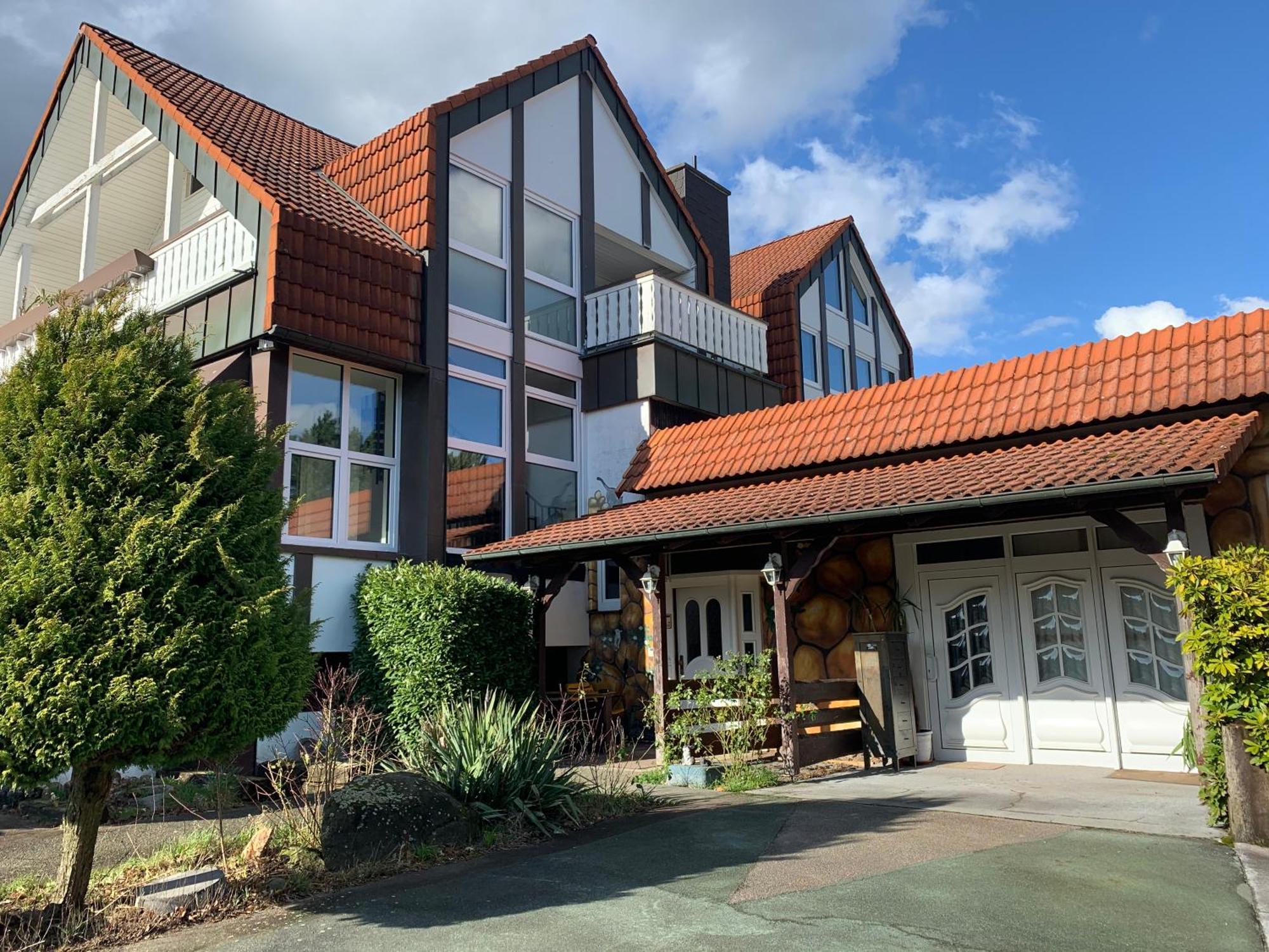 A&E Rooms Fernwald エクステリア 写真