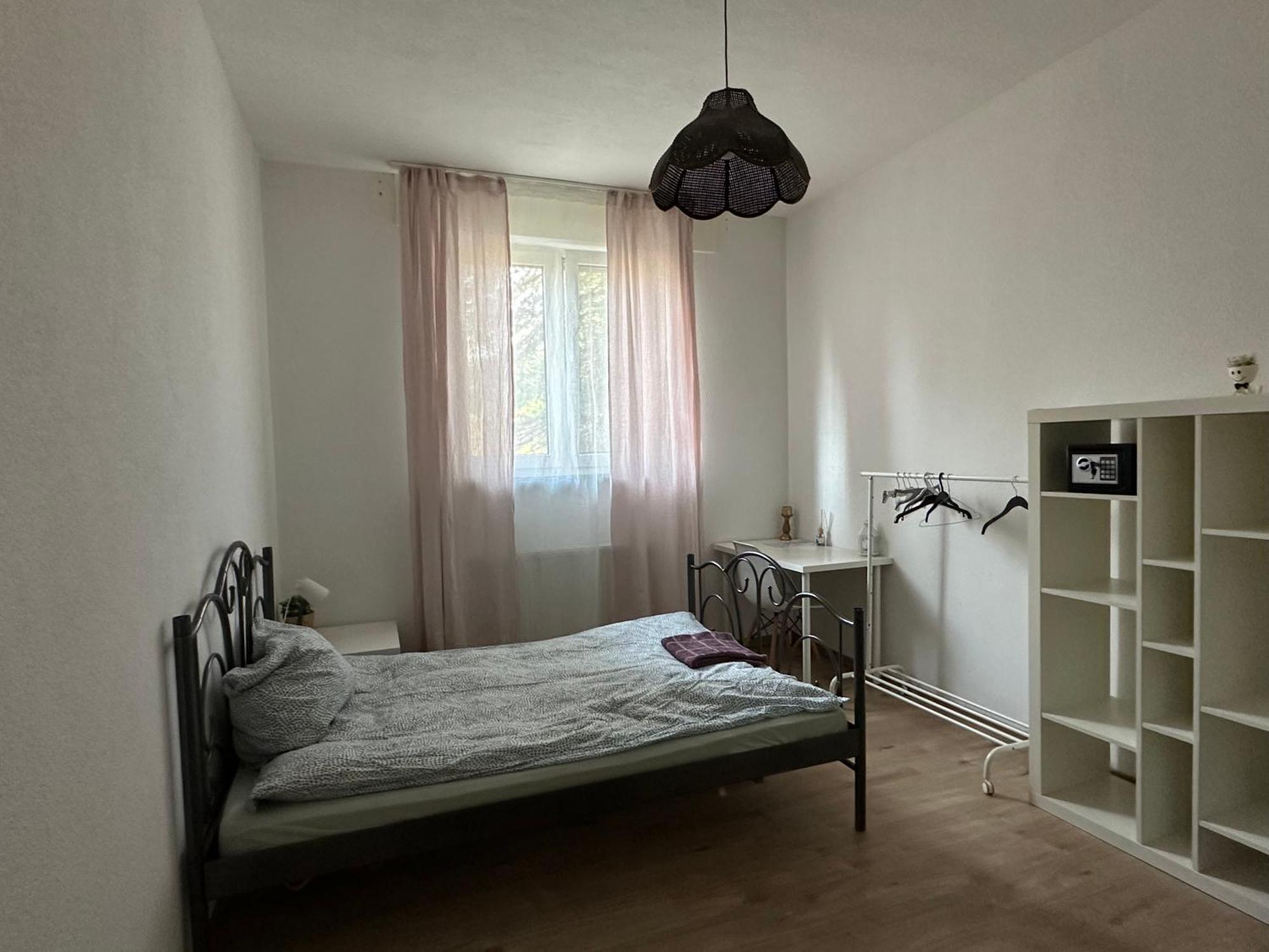 A&E Rooms Fernwald エクステリア 写真